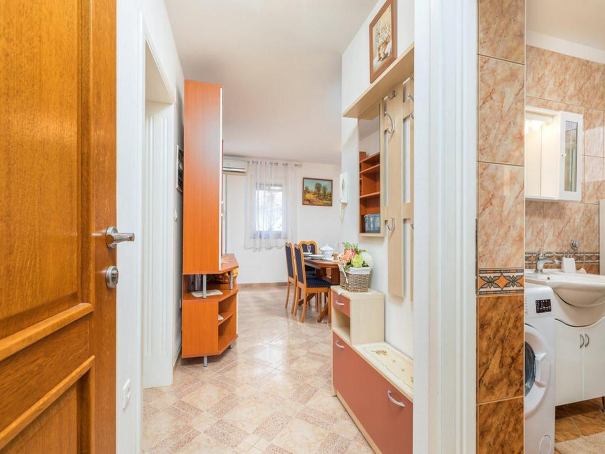 Apartment Dana Fazana Exterior photo